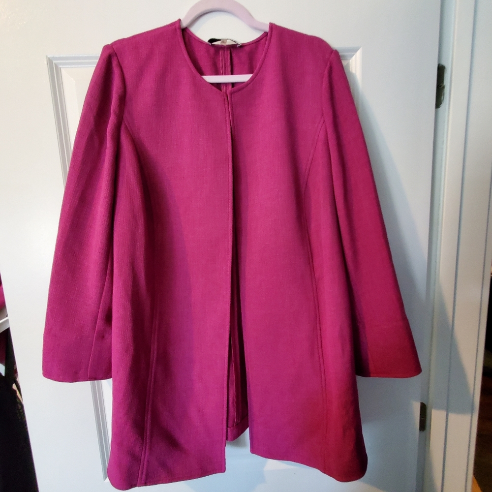 Kasper Collarless Open Front Long Blazer size 2X - Fushia Color